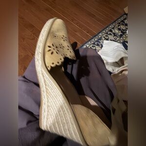 Veronica Beard Beige Espadrille Wedges